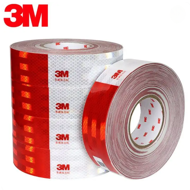 Hig hlight 3M 893D truck warning tape